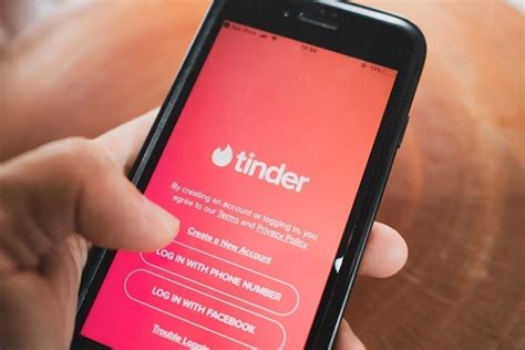 tinder sexe|Vidéos porno Tinder gratuites